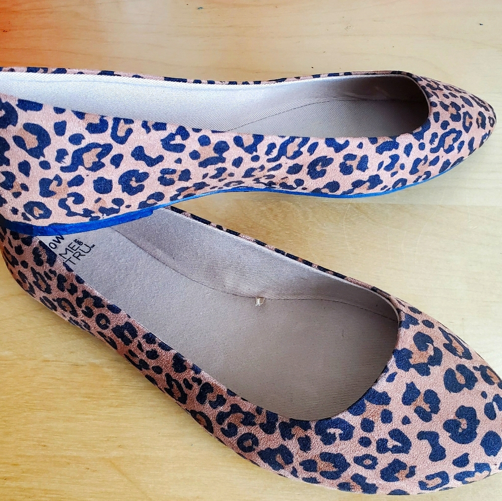 Time and Tru Cheetah leopard flats